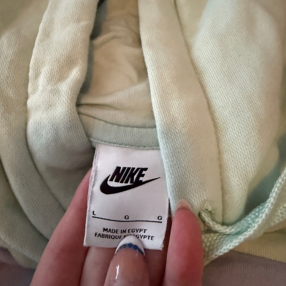 Nike Mint and Lavender Hoodie - Picture 5 of 5